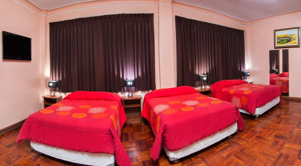 Hotel Colon Plaza Іка Екстер'єр фото